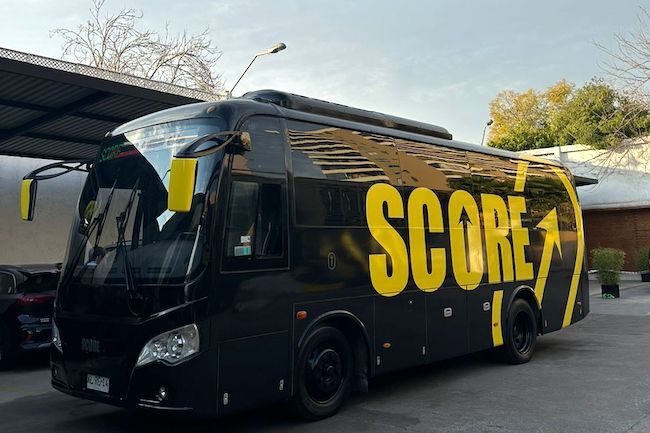 Bus Score exterior Publimark