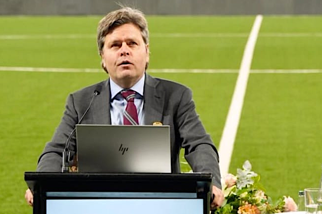 Claro Alfredo Parot Publimark