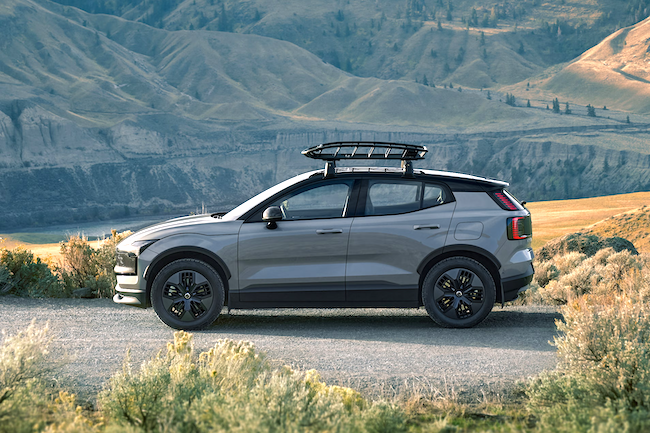 Volvo EX30 Cross Country Publimark