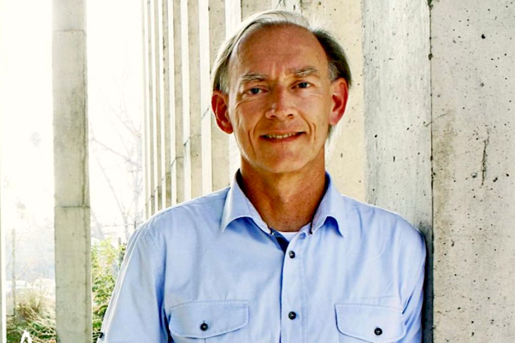 Tony Sarroca: &ldquo;Se puede caminar y mascar chicle al mismo tiempo&rdquo;