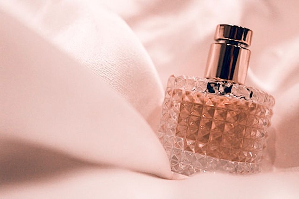 Perfumes de lujo para el D&iacute;a de la Madre 2026: un ritual cotidiano con significado