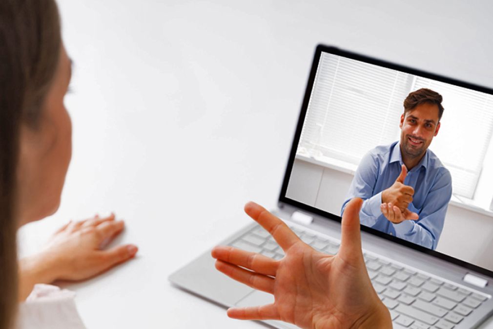 Atenci&oacute;n de clientes de Samsung con lenguaje de se&ntilde;as