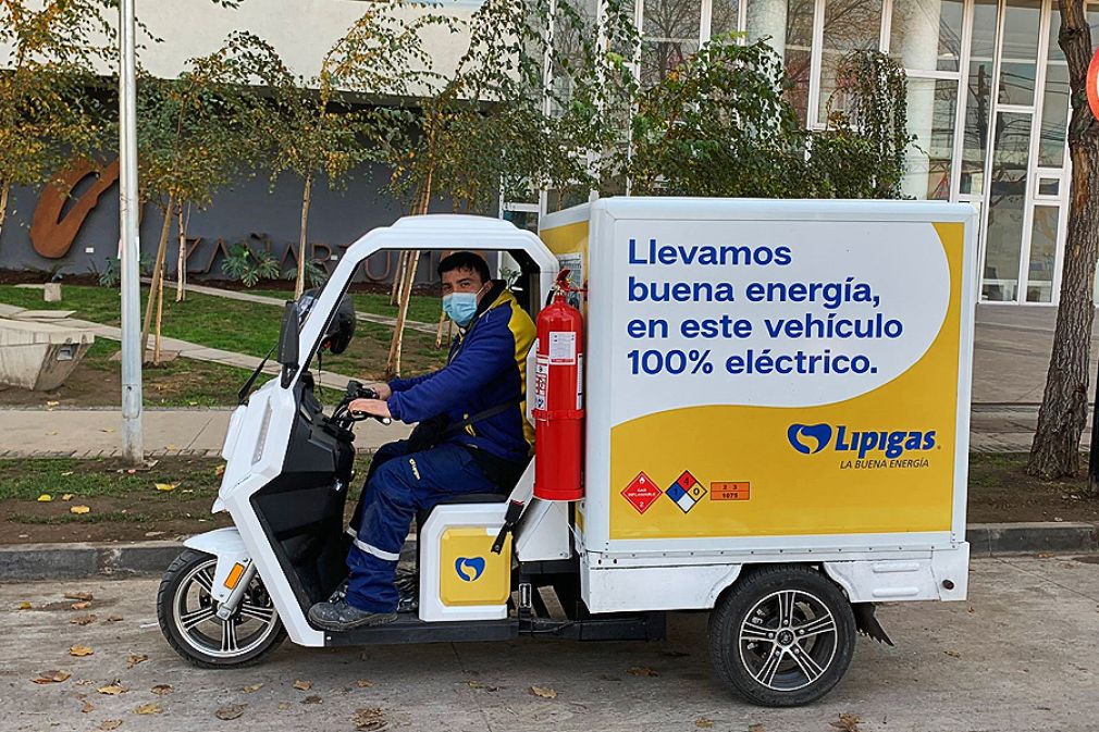 Vehículo eléctrico de Lipigas para reparto de cilindros