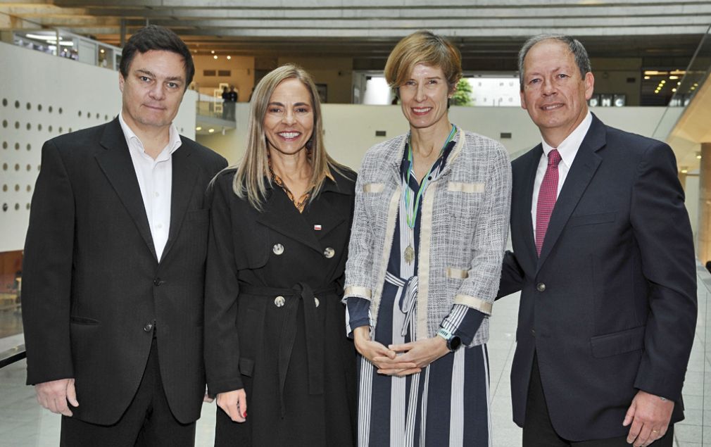 Eduardo Pooley, Isabel Pl&aacute;, Macarena Palma y Fernando Mora