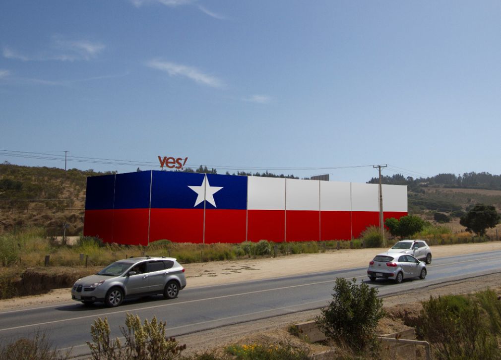 Bandera gigante de Yes Publicidad