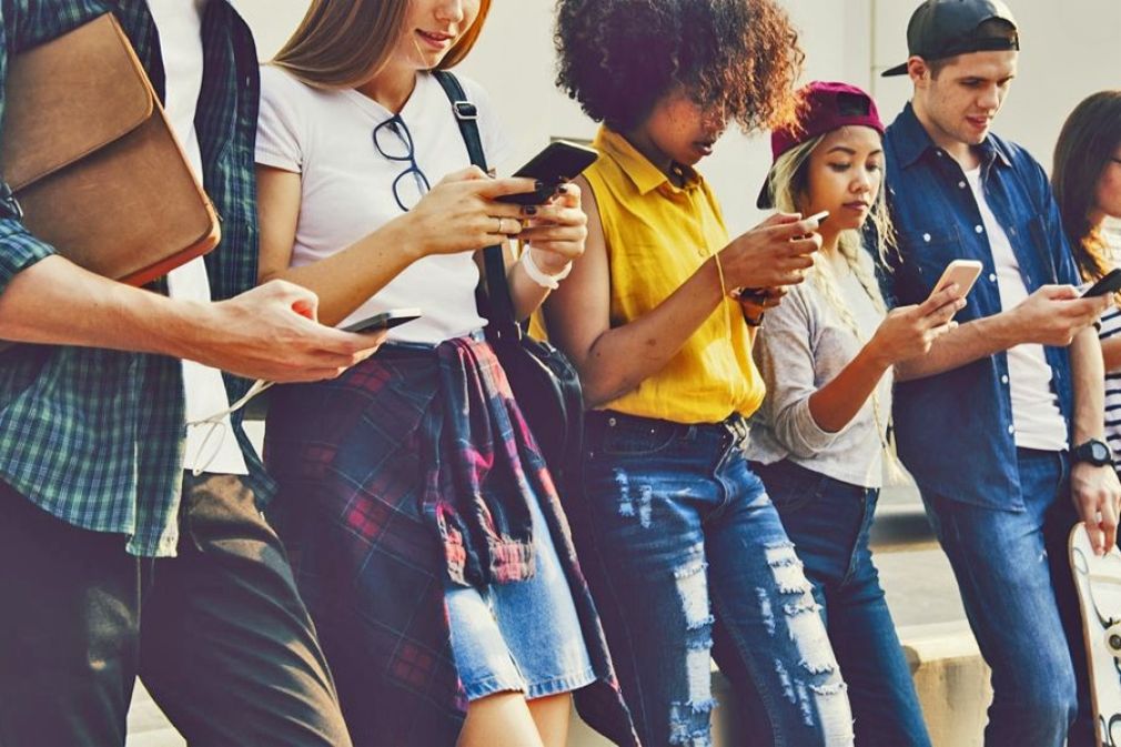 C&oacute;mo eval&uacute;a la Generaci&oacute;n Z nuevas marcas y productos