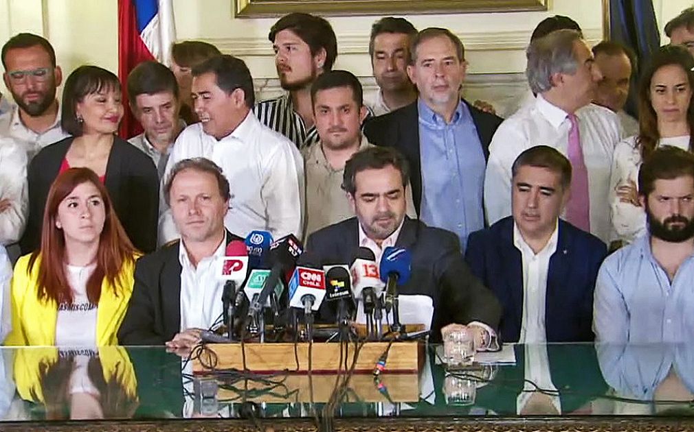 Nueva Constituci&oacute;n: &iquest;Convenci&oacute;n ciudadana o mixta?