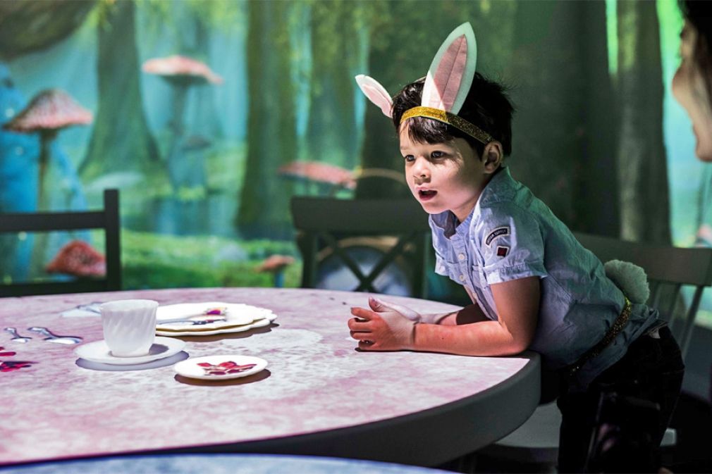 Mad Hatter&rsquo;s Tea Party, Best of Best 2020, de Grumpy Sailor Creative (Australia)