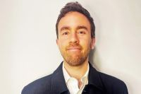 Director ejecutivo de organizaci&oacute;n Emprende tu Mente