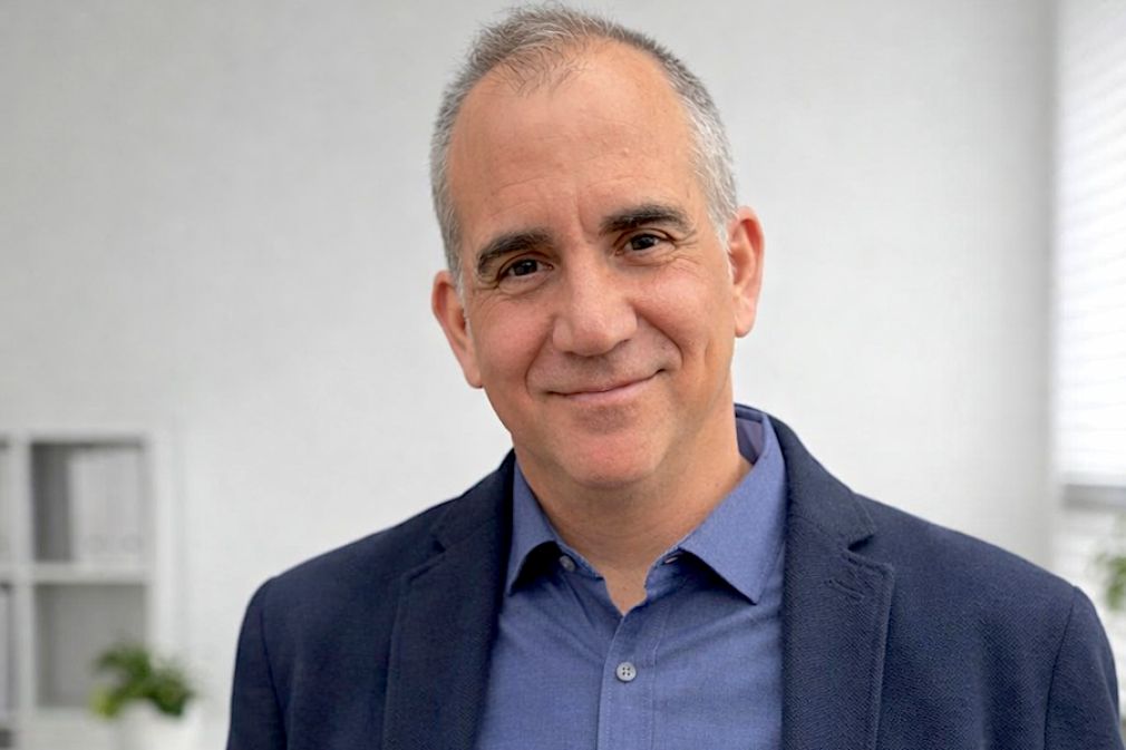 Eduardo Lasheras: Juventud, divino tesoro