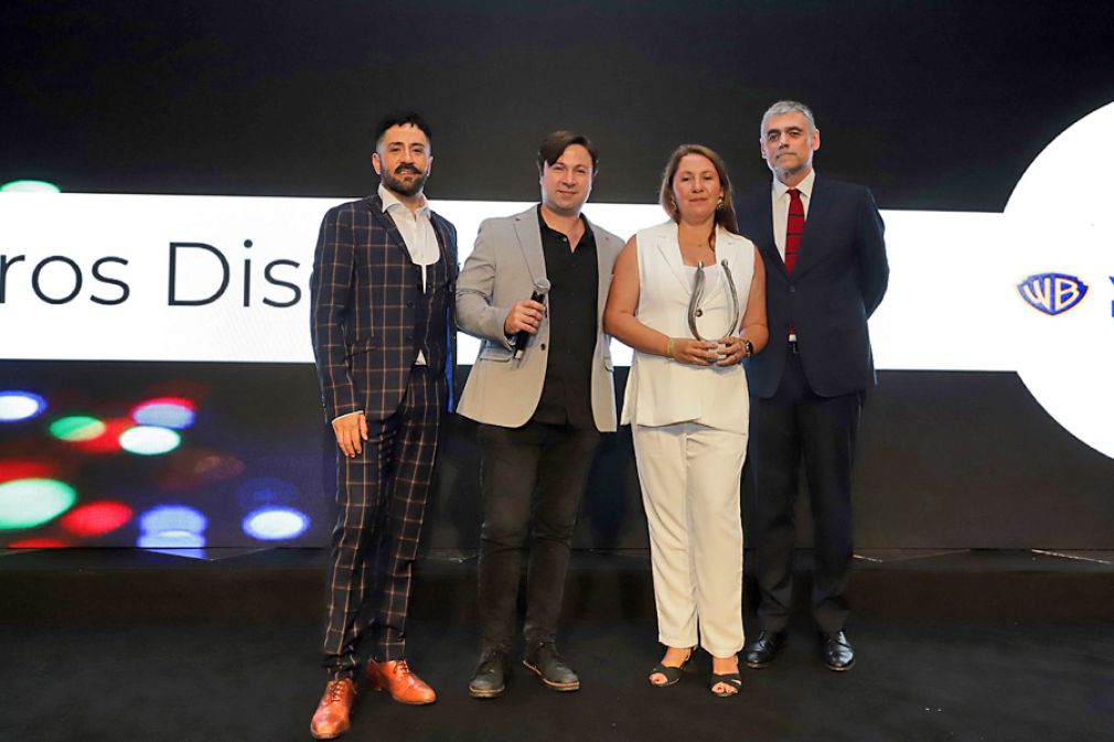 Premio a la Mejor Campa&ntilde;a Publicitaria LGBTI+