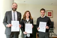 Rodrigo Dur&aacute;n, Susana Garc&iacute;a y Sebasti&aacute;n Amaral