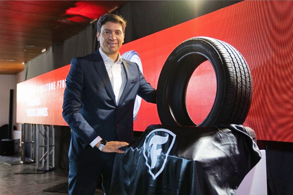 Neum&aacute;tico Firestone F700+ para veh&iacute;culos de tama&ntilde;o medio