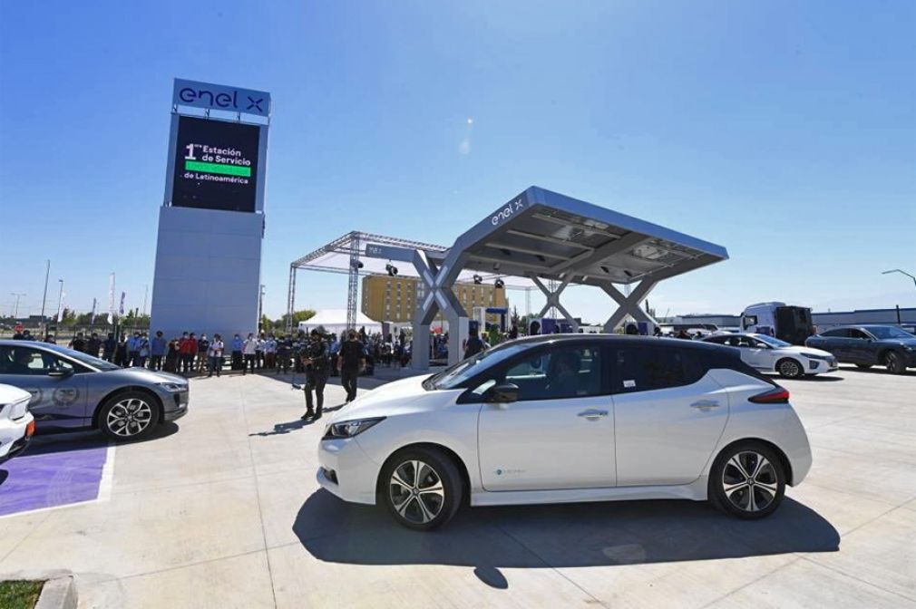 La primera “Electroestación” para vehículos eléctricos de Enel X