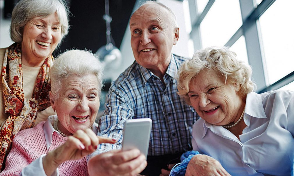 Golden seniors m&aacute;s tecnologizados de lo que se cree