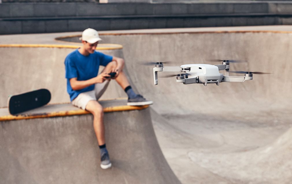 El dron cada vez m&aacute;s mini y explorador