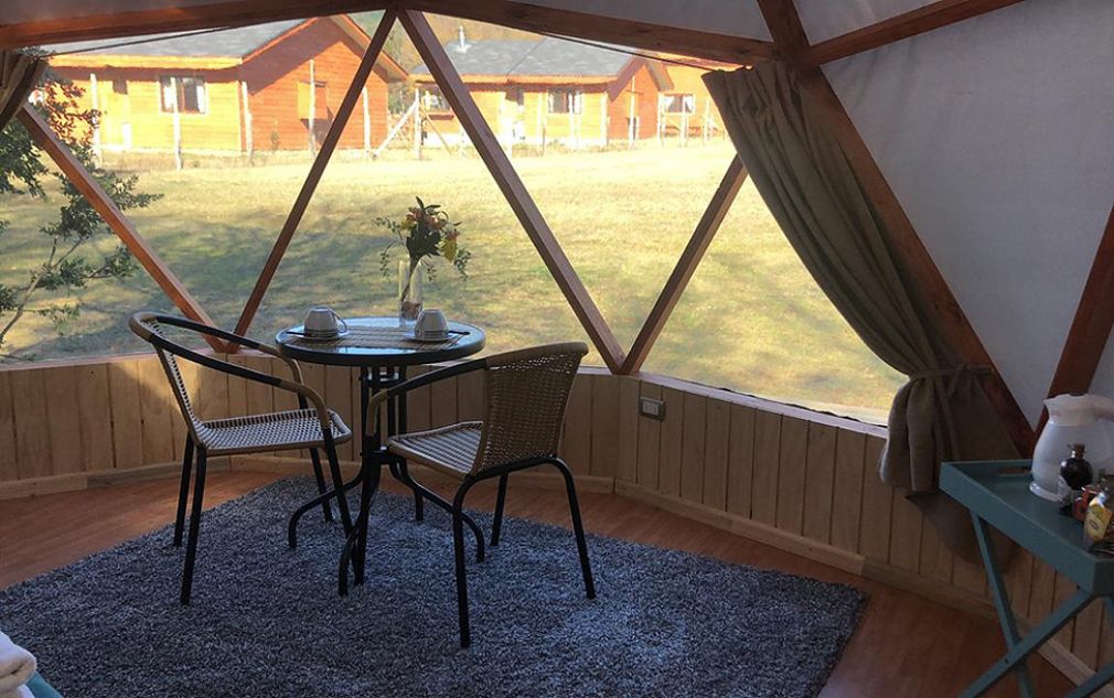 Proyecto de &lsquo;glamping&rsquo; con domos en precordillera de Biob&iacute;o
