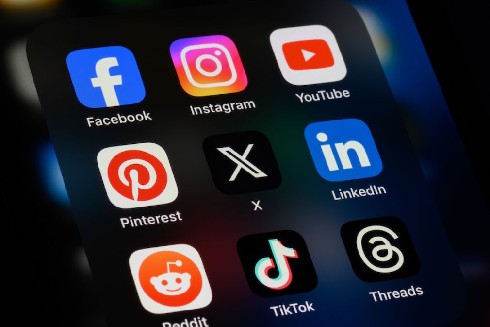 Qu&eacute; emociones dominan en qu&eacute; redes sociales