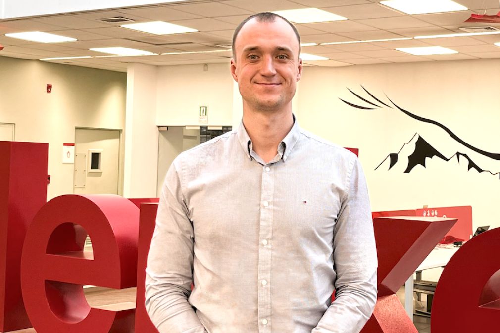 Gerente de negocio de adhesivos de construcción de Henkel