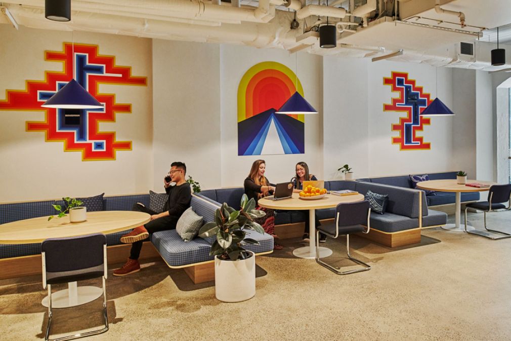 Chilenos prefieren el modelo de trabajo h&iacute;brido