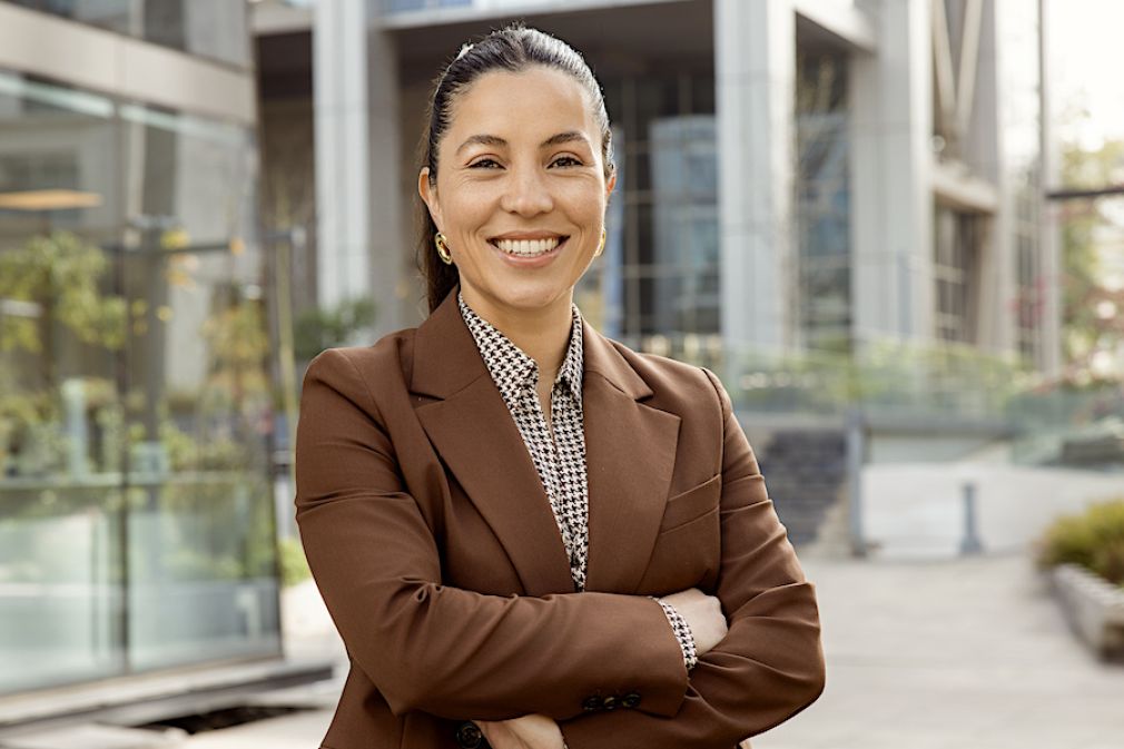 Asociada Senior IA en Alster para liderar cuentas estratégicas