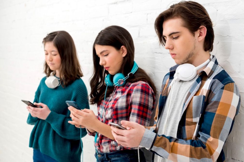 Generación Alpha: Cómo es percibida por sus padres y madres