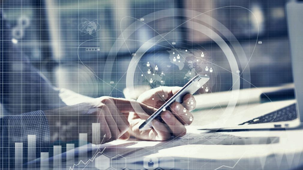 Crecen los usuarios digitales solo m&oacute;viles