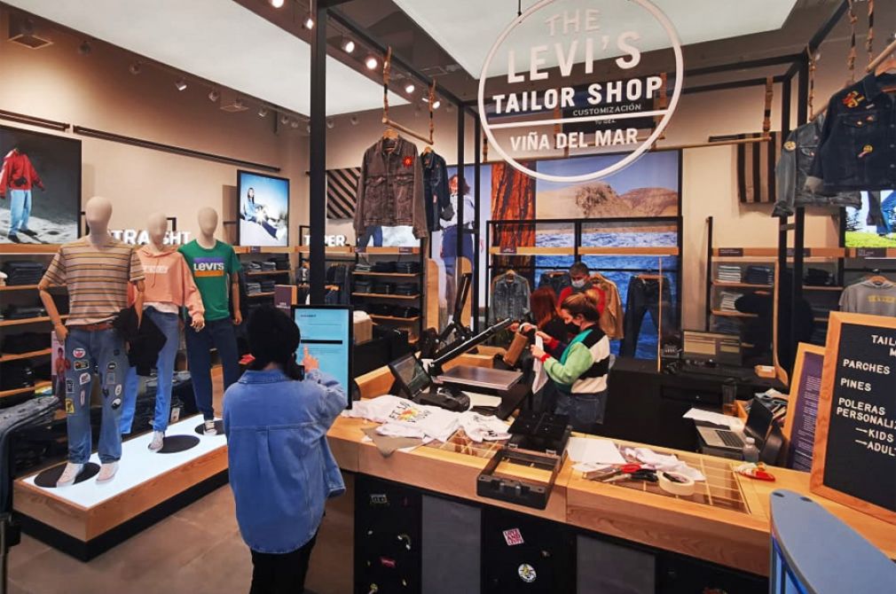 Tienda que invita a sus clientes a dise&ntilde;ar su ropa