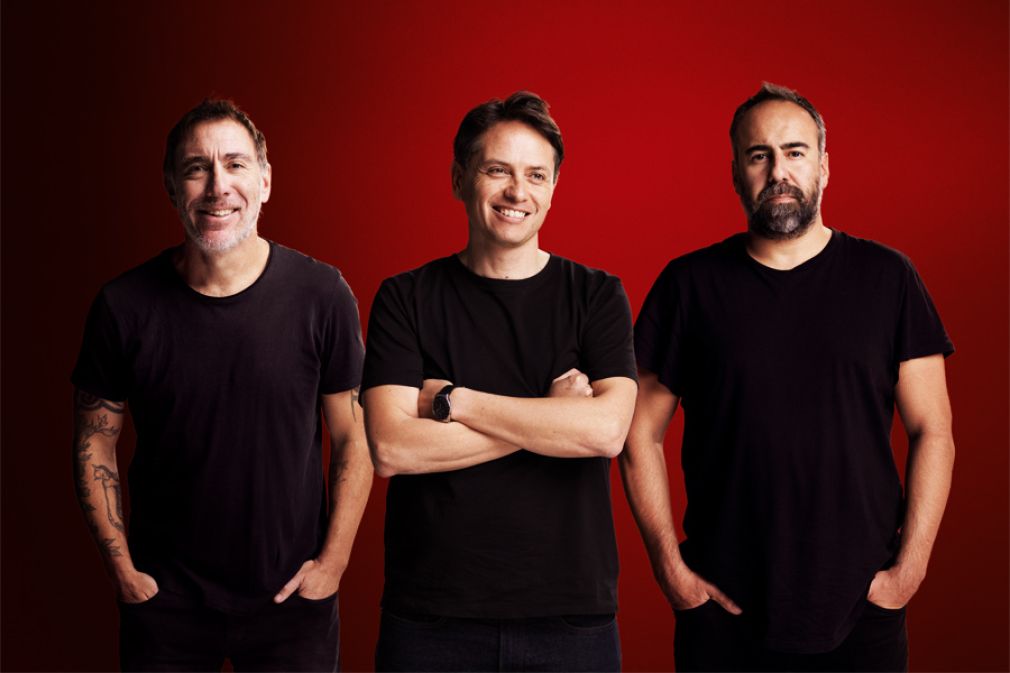 Diego Perry, Ricardo Aros y Gonzalo Baeza lanzan MIA